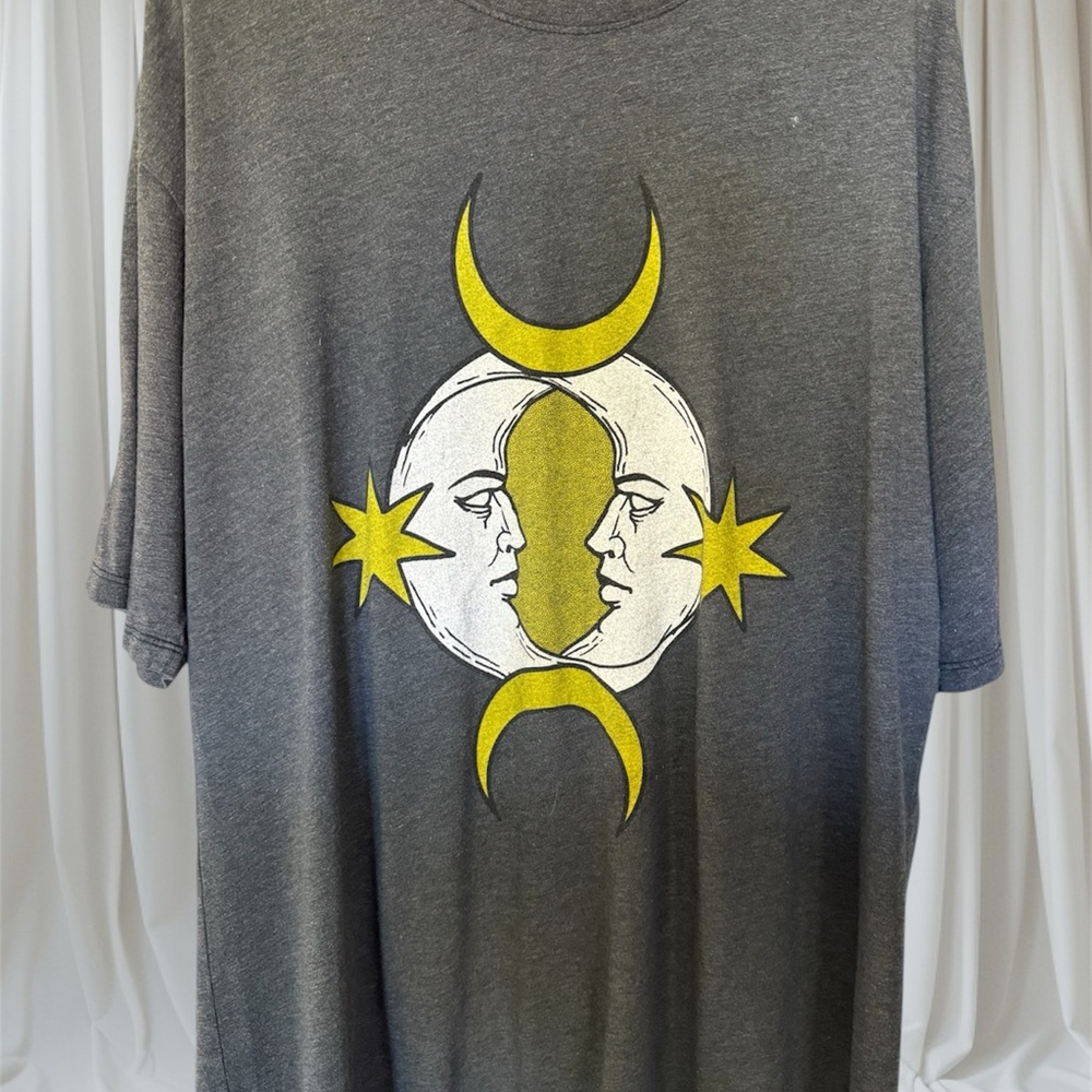 LIFE CLOTHING Co. Moon & Star Design One Size/around 3XL